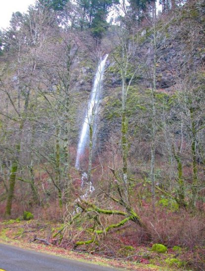 Unnamed Seasonal waterfall